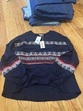 Boutique Sweater NWT